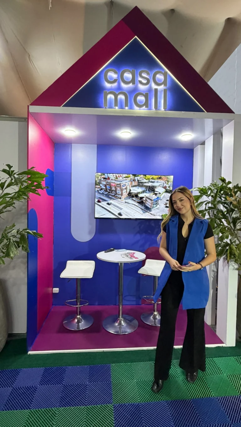 Instagram post from casa_mall. This post is in position 1.